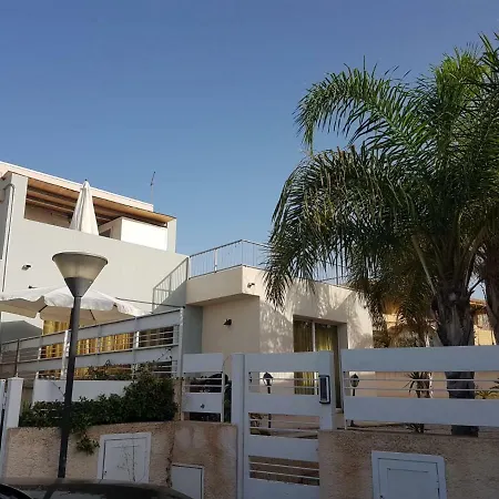 L' Arena Di Marina Villa